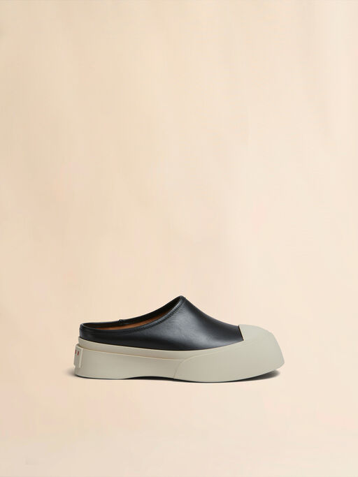 Black leather Pablo sabot - Sneakers