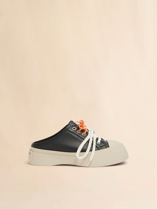 Black leather Pablo lace-up sabot - Sneakers